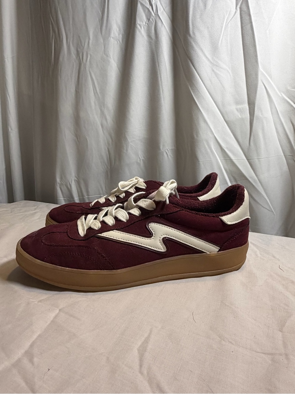 Madden Girl Maroon and White Suede Low-Top Sneakers